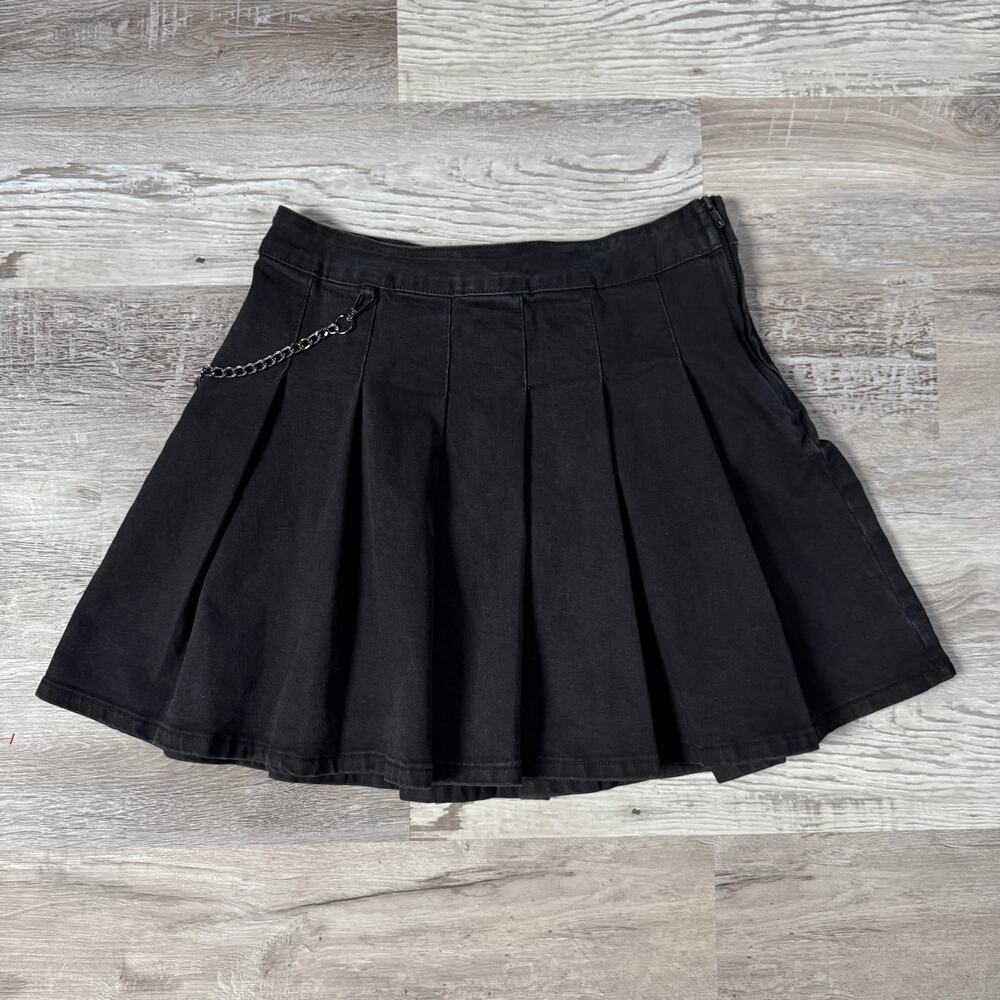 Disturbia Black Pleated Mini Skirt Chain Mall Goth Punk Grunge Y2K Fall Alt 8